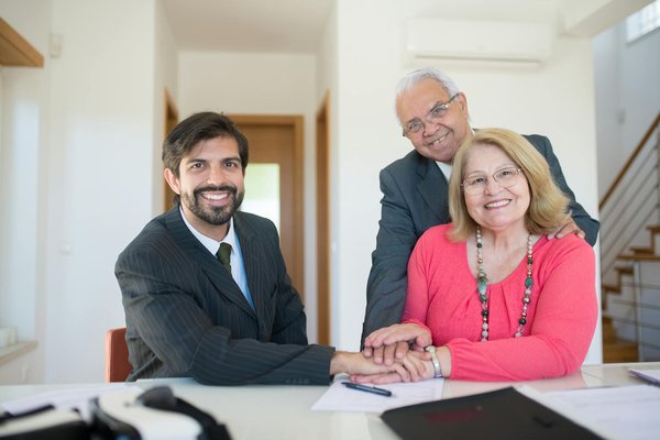 Enjeux et obstacles juridiques pour l"inclusion des véhicules électriques dans les services de livraison d"entreprises